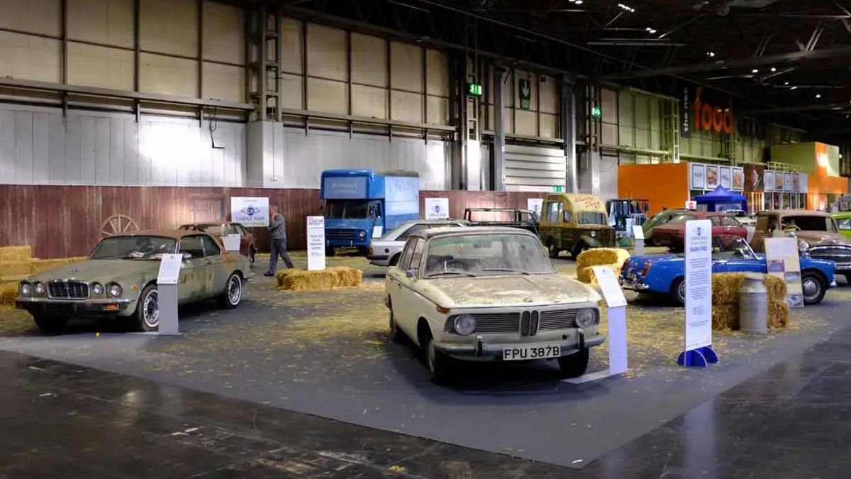 Video. Take a look at these stunning vintage vehicles at Birmingham car show