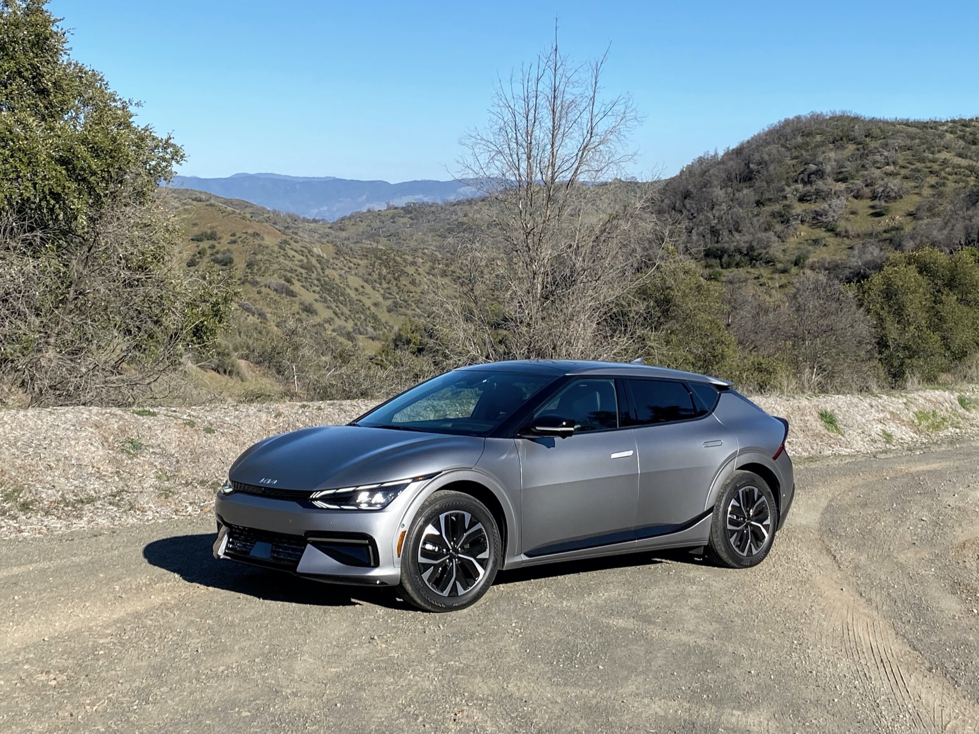 First drive review: 2022 Kia EV6 electric car is a hoot, and it hits reset for the brandFirst drive review: 2022 Kia EV6 electric car is a hoot, and it hits reset for the brand