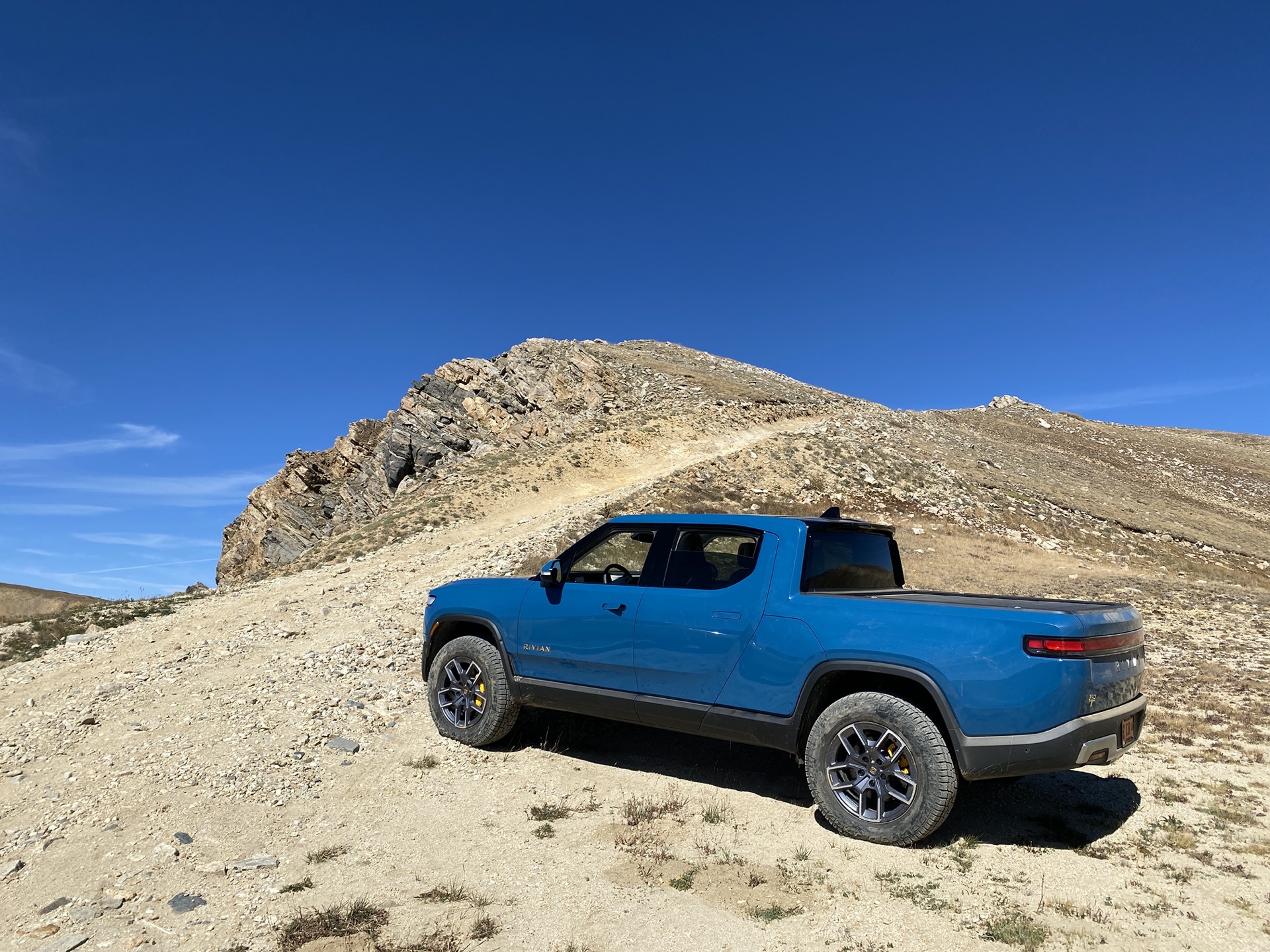 First drive review: 2022 Rivian R1T shines as the North Star of utility vehiclesFirst drive review: 2022 Rivian R1T shines as the North Star of utility vehicles