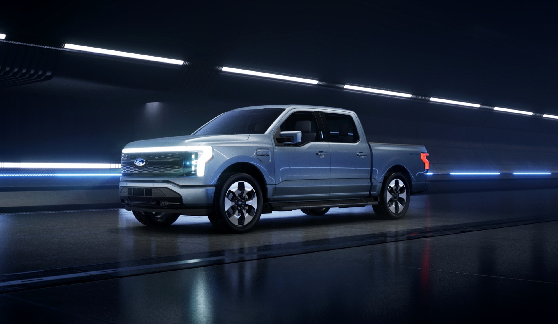 Most F-150 Lightning intenders are EV newbies, so Ford is helping them get ready with ARMost F-150 Lightning intenders are EV newbies, so Ford is helping them get ready with AR