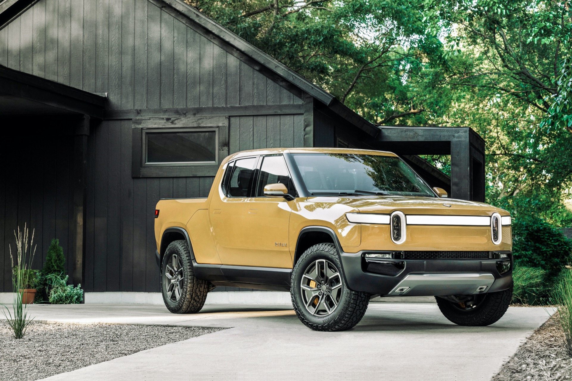 Rivian can't directly sell electric trucks it plans to make in Georgia without franchise-law overhaulRivian can't directly sell electric trucks it plans to make in Georgia without franchise-law overhaul