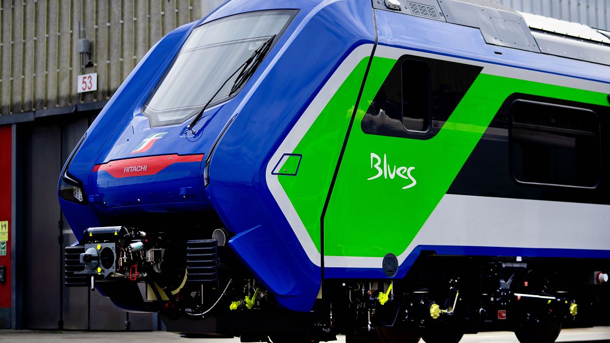 The first hybrid battery train is making its way to Europe