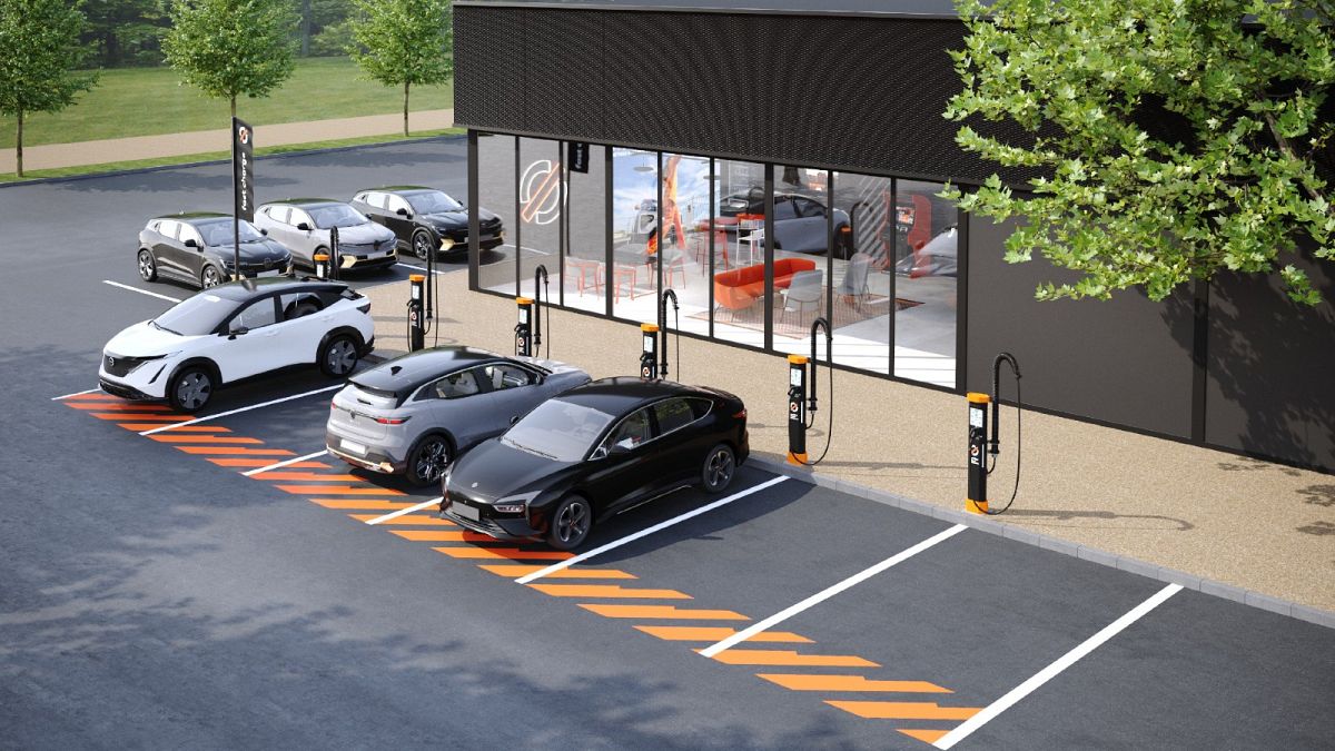 Renault to open network of 200 EV fast charging stations across Europe