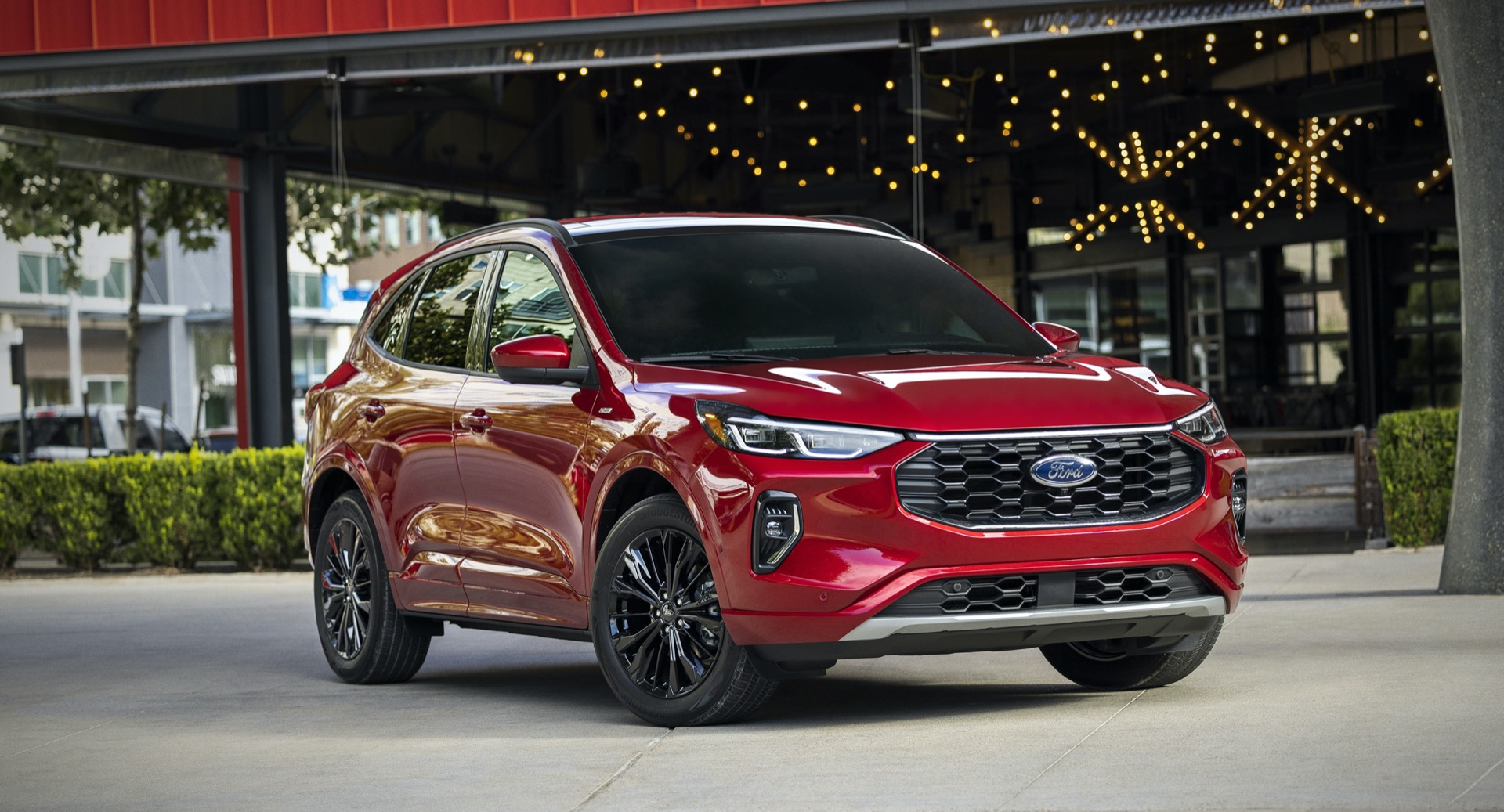 2023 Ford Escape Hybrid gets sporty ST-Line, PHEV doesn’t