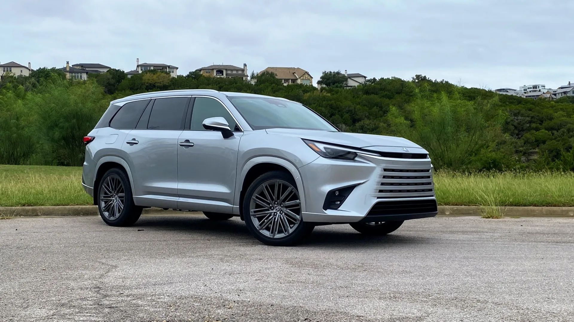 Review: 2024 Lexus TX 550h+ plug-in hybrid is the lone star of TX